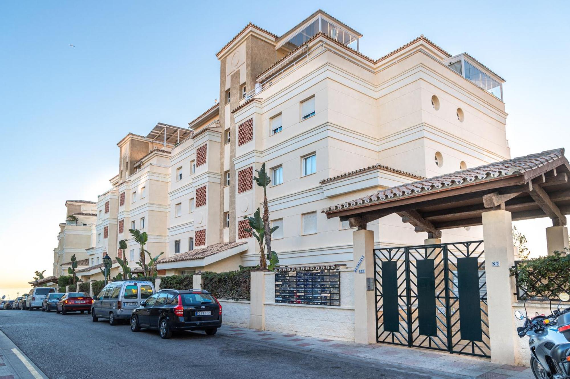 Holidays2Nueva Torrequebrada 2 Bedrooms And 2 Bathrooms, Terrace, Community Pool And Garage Benalmádena Eksteriør bilde
