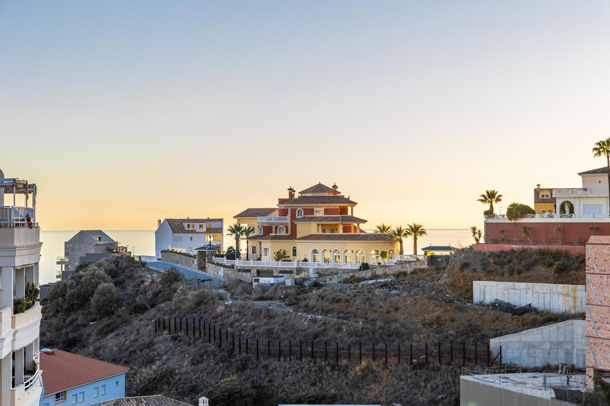 Holidays2Nueva Torrequebrada 2 Bedrooms And 2 Bathrooms, Terrace, Community Pool And Garage Benalmádena Eksteriør bilde