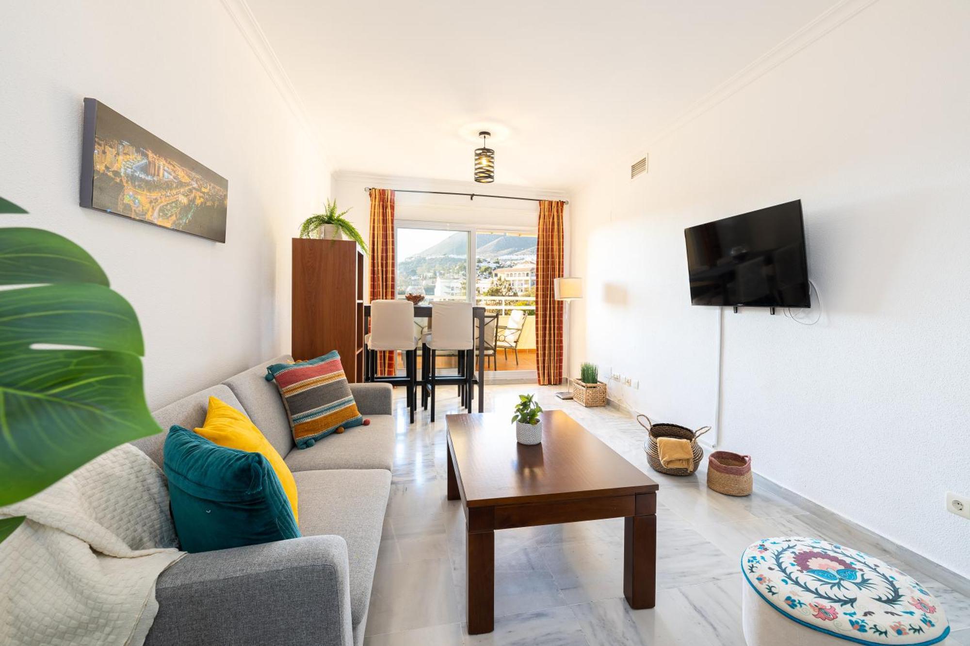 Holidays2Nueva Torrequebrada 2 Bedrooms And 2 Bathrooms, Terrace, Community Pool And Garage Benalmádena Eksteriør bilde